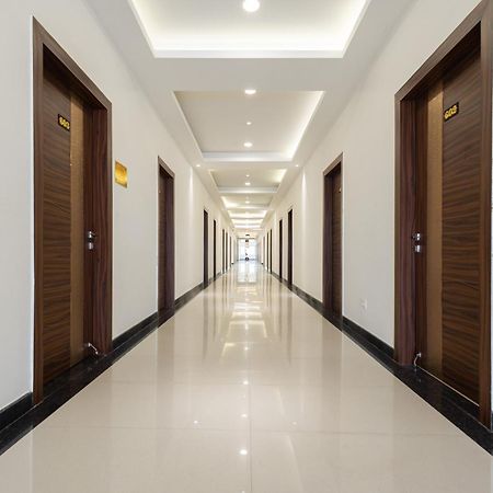 סיליגורי Maryada Maitri Resort -100 Rooms & 3 Banquets מראה חיצוני תמונה